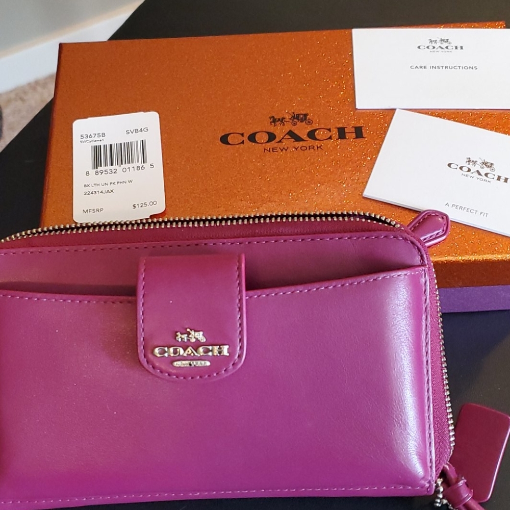 Raspberry Coach Wristlet wallet w/phone pocket